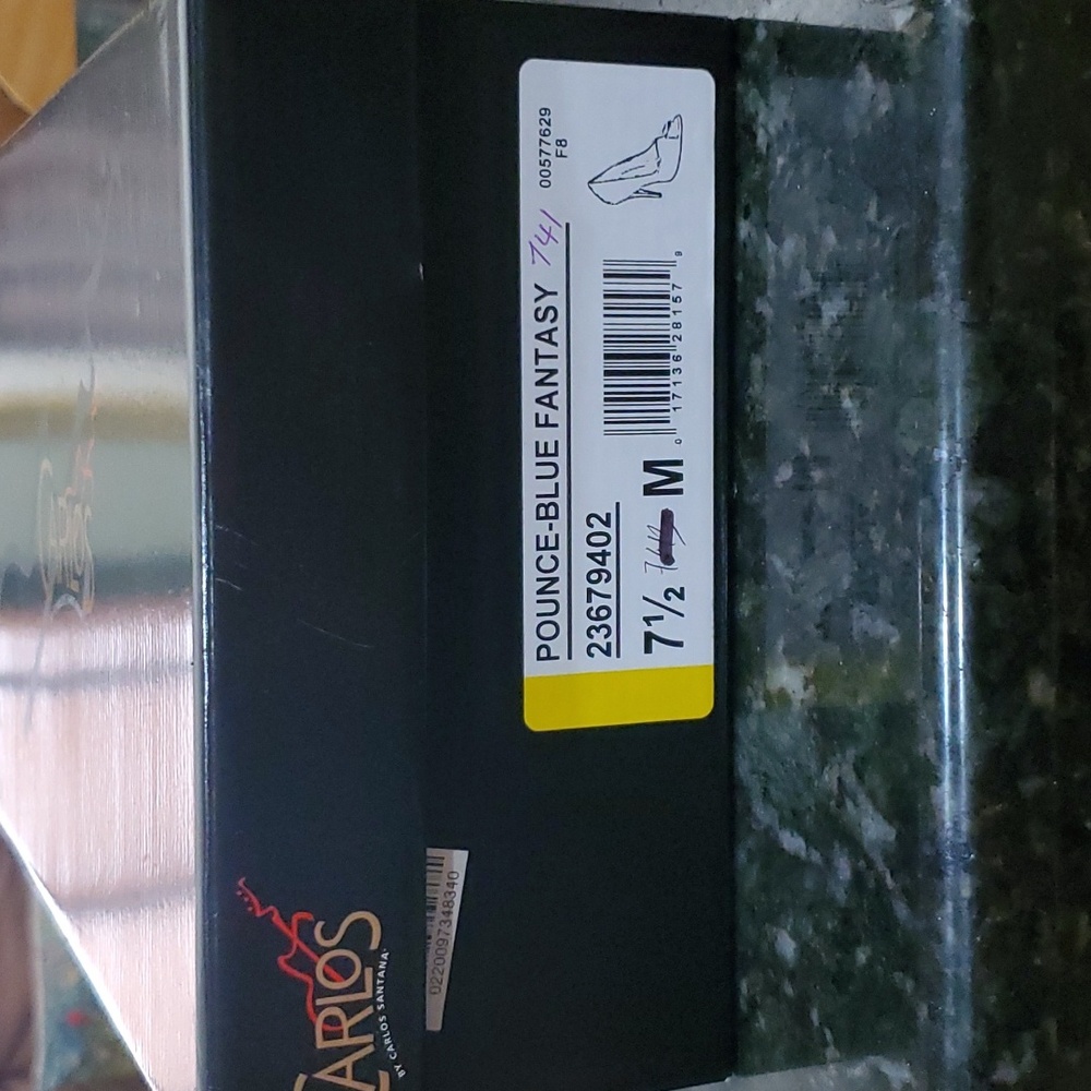 Shoes - Picture 4 of 5